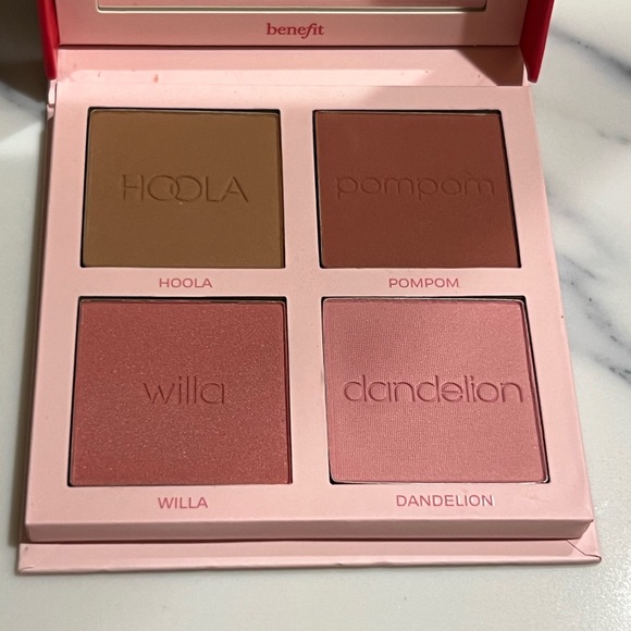 Benefit Cosmetics Cheeky Love Letter Blush and Bronzer Palette - Picture 5 of 9